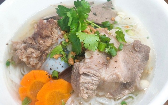 Mì Trộn Xá Xíu Trứng Muối - Thương Nguyễn - Trần Ngọc Quế