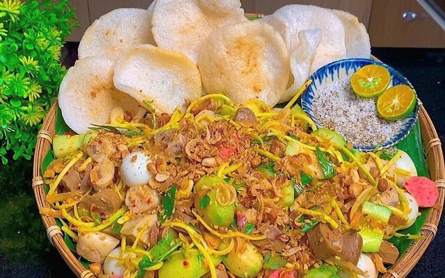 TRÉ TRỘN ÚT NGA -  Quang Trung