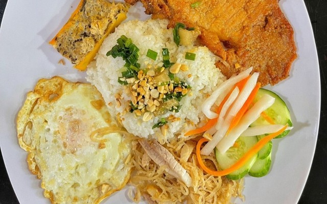 Cơm Tấm 977 - Đại Lộ Bình Dương