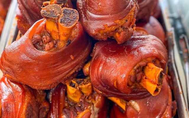 Giò Heo Phá Lấu Gia Truyền - Lạc Long Quân