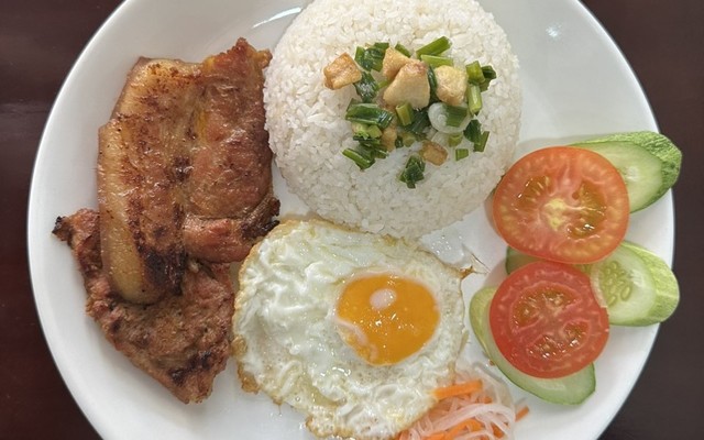 Cơm Tấm Nhà Lúa - Thích Quảng Đức