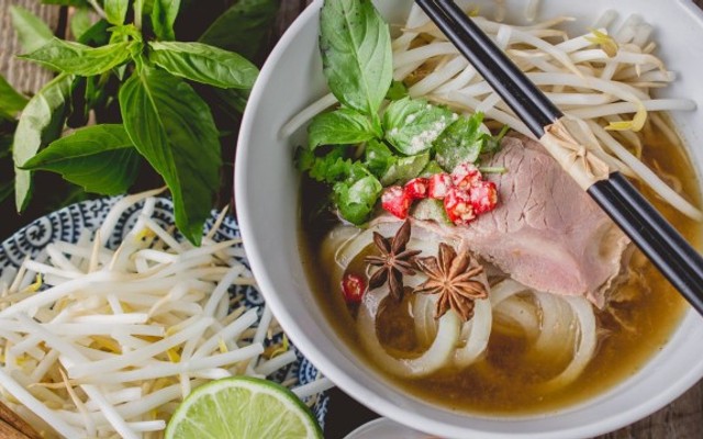 Phở Bò Nam Định & Bún Bò Huế - Khu Phố 4