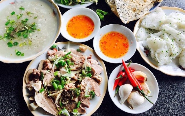 Quán Bé Ngọc - Bánh Hỏi, Cháo Lòng & Bánh Căn