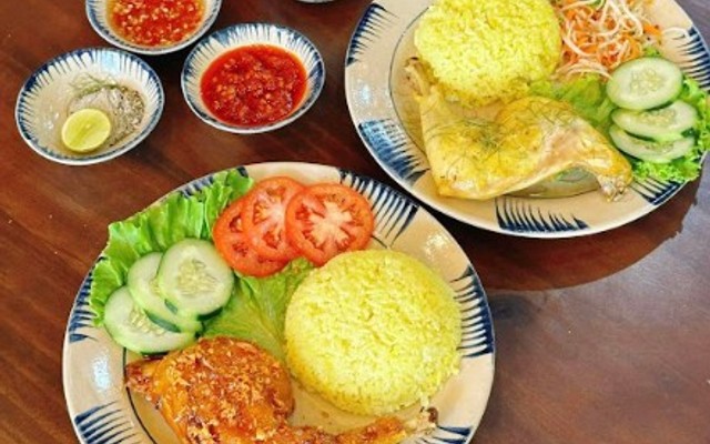 Cơm Gà & Lẩu Gà - Bếp Gạo