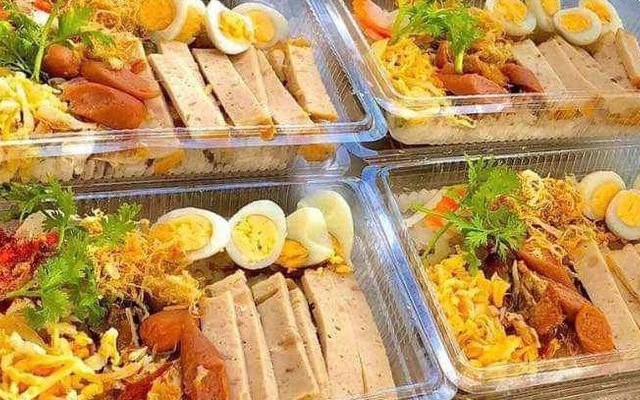 Xôi Mặn Diễm - Nguyễn Văn Cừ