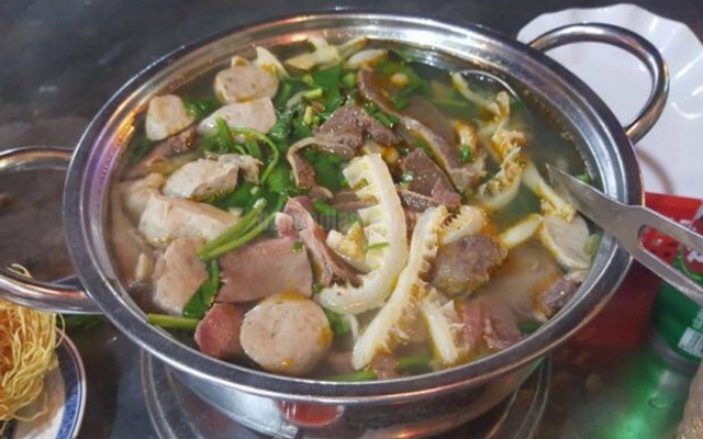 Lẩu Bò & Bún Bò Giao Toàn - Phan Trung