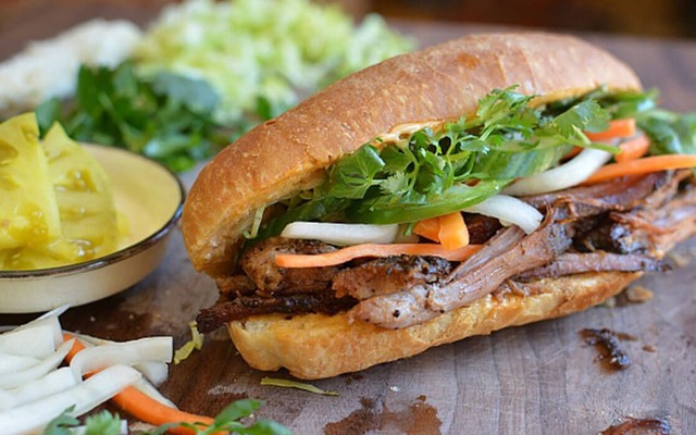 Bánh Mì Hà Nội 678 - Lê Đức Thọ