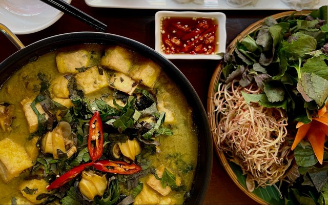 Hà Thành Quán - Trần Thiện Chánh