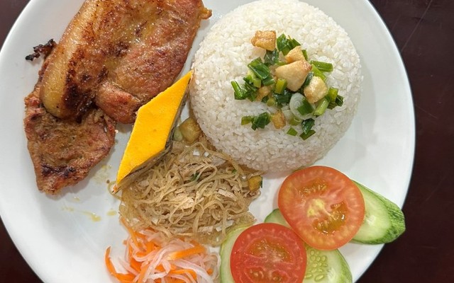 Cơm Tấm 126 - Phạm Ngọc Thạch