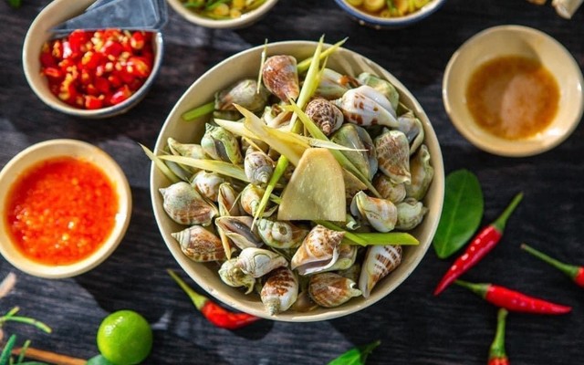 Ốc Nhảy Cô Dung