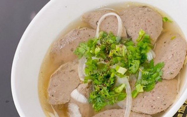 Phở Fong - Trần Khắc Chân