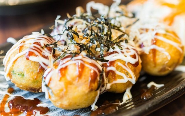 Bánh Takoyaky - Ngô Mây