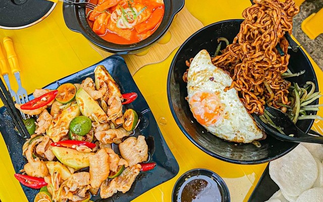 Smile - Tiệm Ăn Vặt - Tôn Thất Tùng