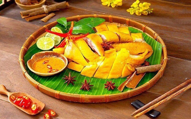 Gà Ủ Muối Hoa Tiêu & Chân Gà Ủ Muối - JUN Foods