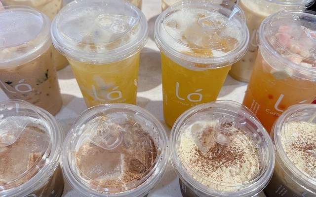 Lá Coffee & Tea - 15 Nguyễn Tất Thành