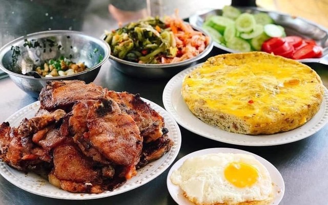 Cơm Tấm Bao Ghiền - Bạch Đằng