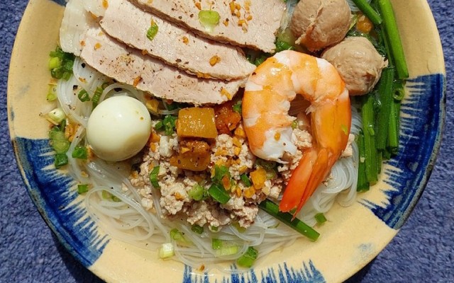 Hủ Tiếu Sài Gòn Xưa - Đường 11N