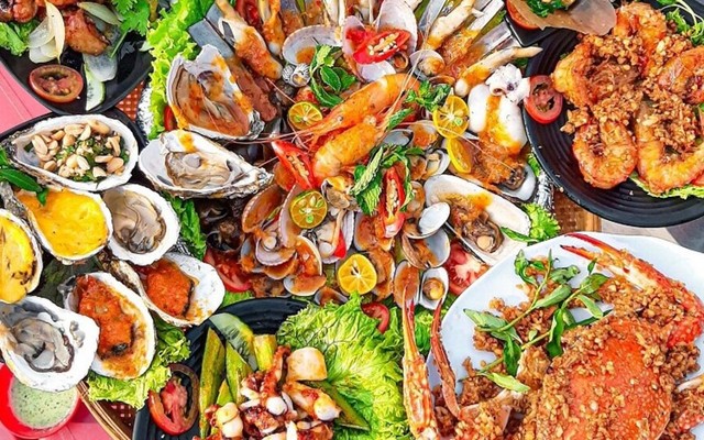 Hải Sản Sốt Thái - Quân Grass