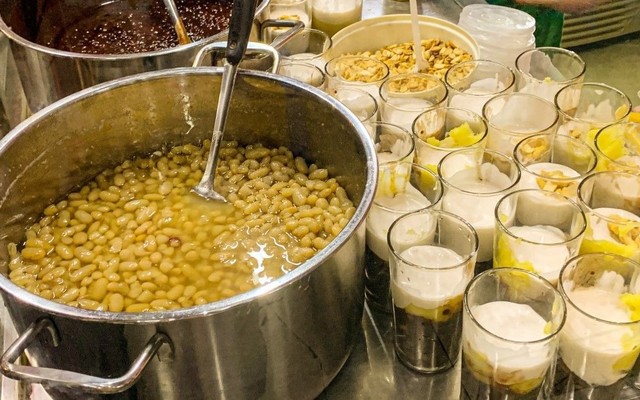 Chè Xuân Trang - 179 Hùng Vương