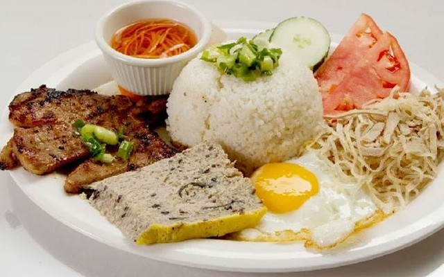 Bún Chả & Cơm Tấm - Thảo Nguyên - Huỳnh Dân Sanh