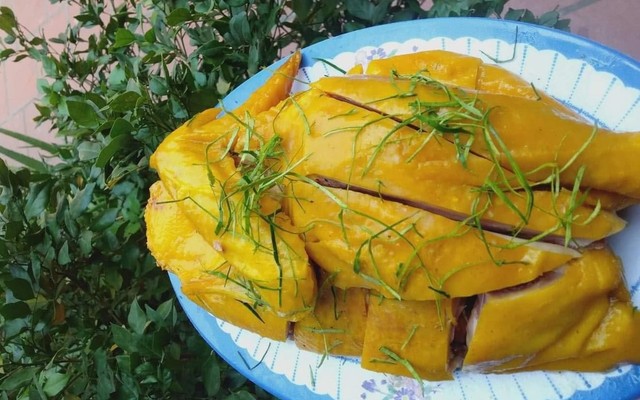 Gà Ủ Muối Bi Gầy - Cầu Bến Lội