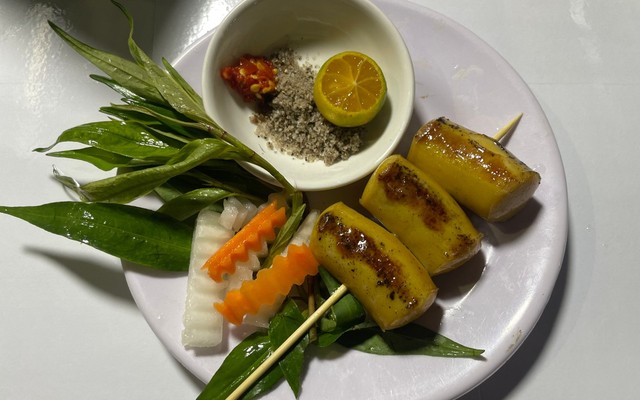 Ăn Vặt Ku Ponn - Hột Vịt Lộn & Trứng Gà Nướng