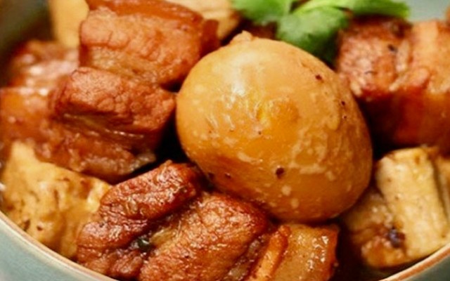 Cơm Trưa 87 - Trần Phú