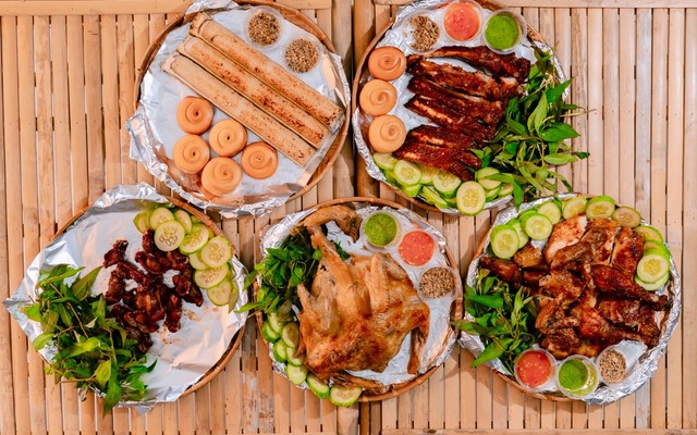 Gà Nướng Khôi Phúc - Phan Anh