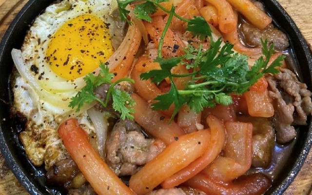 Bánh Mì Chảo Ông Chú - Võ Thị Sáu