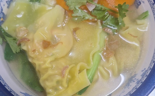 Bánh Canh, Hủ Tiếu & Cơm Trưa Ngọc Dẹn - Đường 20 Thước