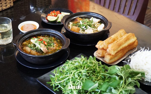 Bánh Canh Cá Lóc - Phương Trang