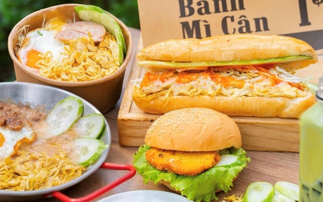 Bánh Mì Cận 1$ - Đồ Ăn Nhanh - Đà Nẵng