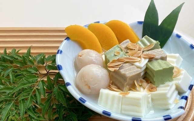 Chè Khúc Bạch Cô Nương - Phạm Viết Chánh