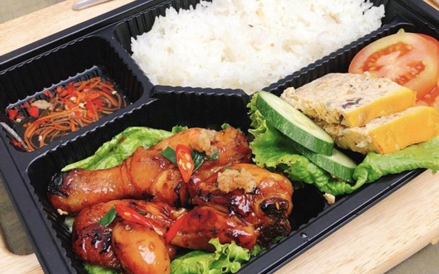 2 Chị Em - Cơm Văn Phòng & Nước Ép Nguyên Chất - Nguyễn Khánh Toàn