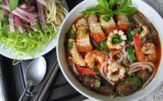 Bún Mắm & Bún Thái - Lẩu Phú Quý
