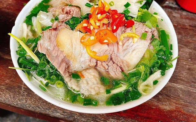 Phở Tuấn Oanh - 100 Cầu Giấy