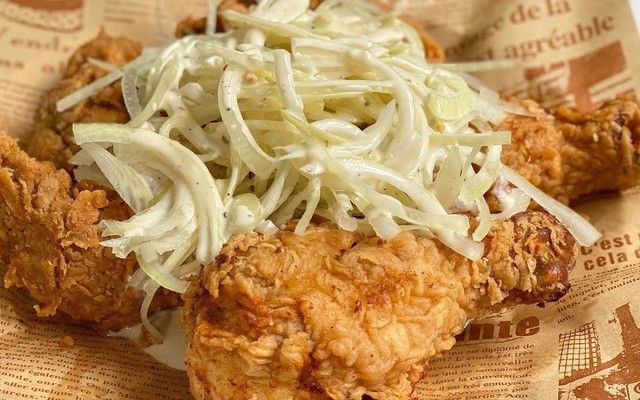 Tokki Thịnh Liệt - Gà Rán & Mì Cay