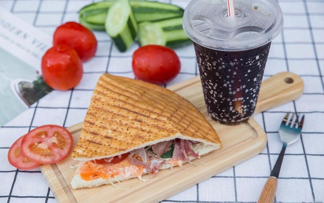 Bánh Mì Đệ Nhất - Phan Đình Phùng