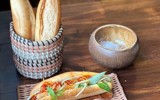 Bánh Mì Chay Metta To Go