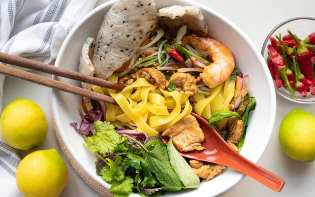 Mì Quảng Xa Quê - Thân Văn Nhiếp