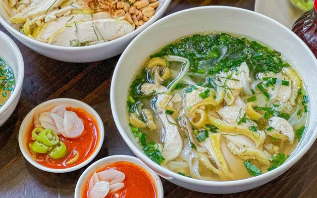 Phở Gà Phúc - Hồng Bàng