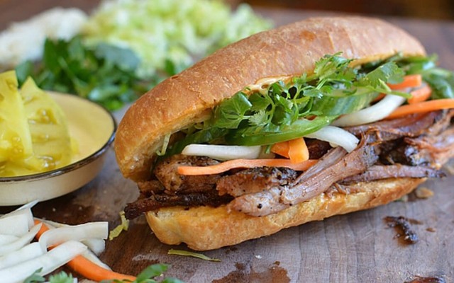 Bánh Mì Chay - VEGAN SEN XANH FOOD