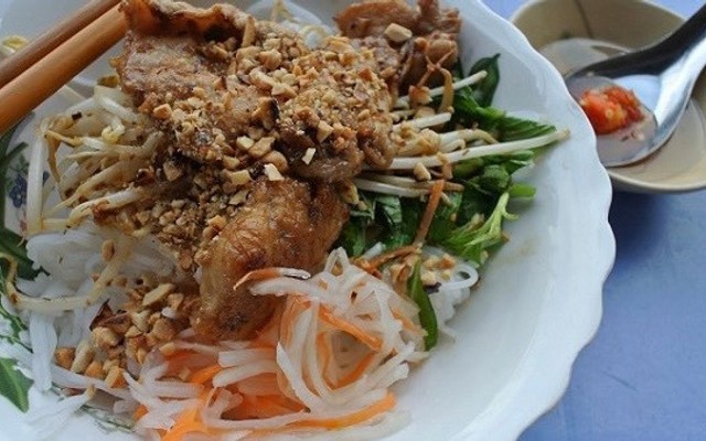 Bún Xào Diễm - Trần Hưng Đạo