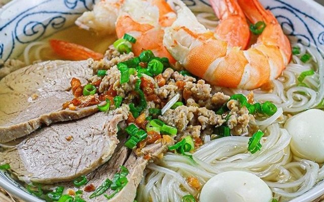 Hủ Tiếu Bò Viên - A Mẹt