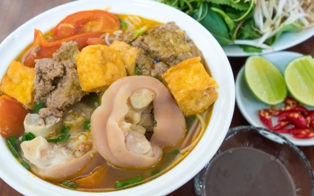 Bún Riêu Cua 178 - Huỳnh Văn Lũy