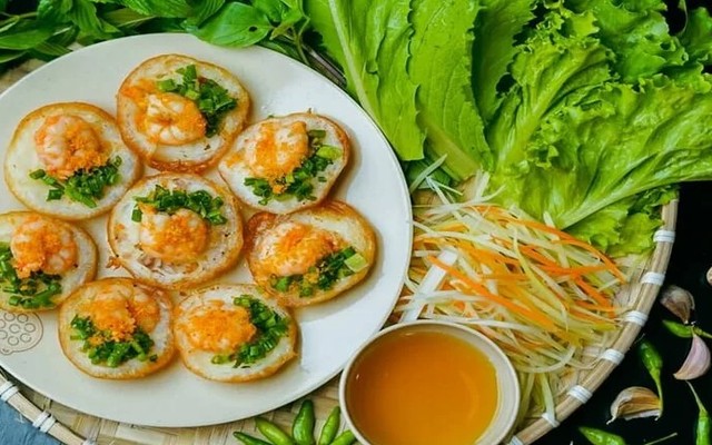 Ngọc Minh Quán - Lê Quang Định