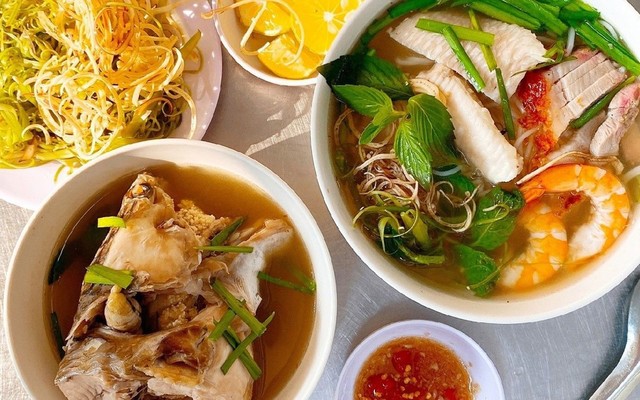 Bún Nước Lèo Đặc Sản Trà Vinh - Hùng Vương