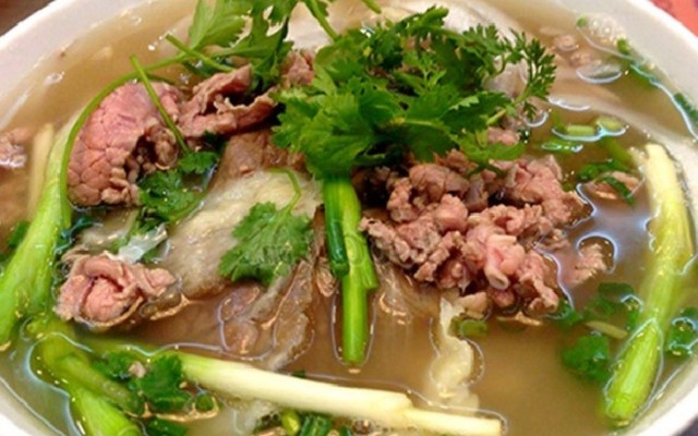 Phở Hòa & Cơm Trưa Văn Phòng - Đường Số 8