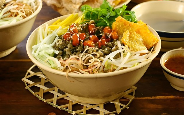 Bún Hến Mụ Ý - Tân Kỳ Tân Qúy