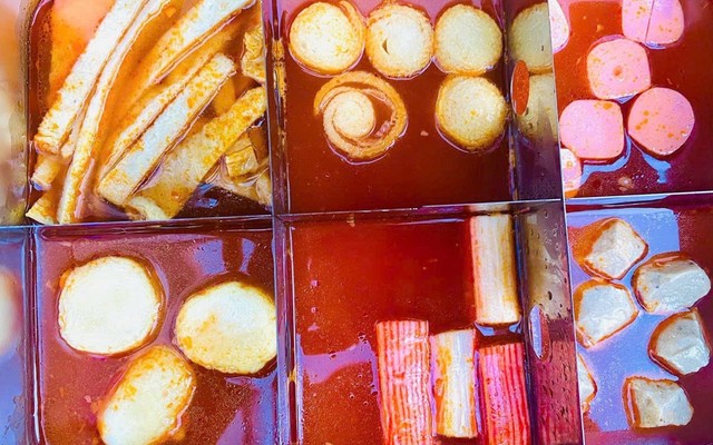 Tiệm Lẩu Môi Bóng - Ung Văn Khiêm